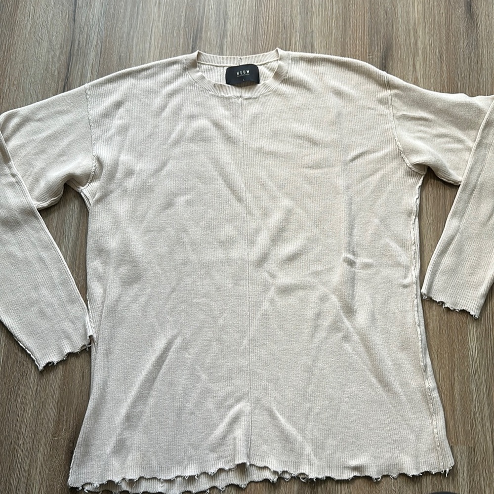 EUC NEUW Long Sleeve Thermal